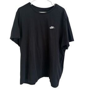Nike Black T-Shirt Mens 3XL Big & Tall Small Swoosh Logo Crewneck Tee